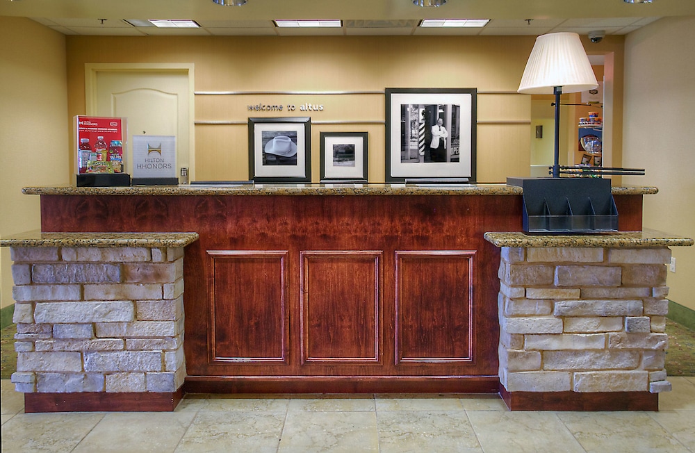 Hampton Inn Suites Altus - photo 3