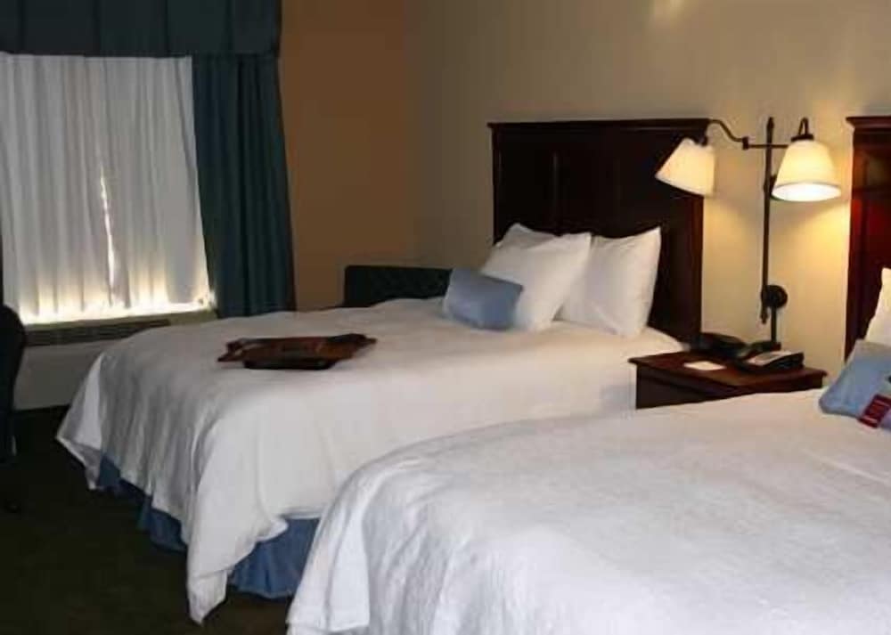 Hampton Inn Morehead - photo 4