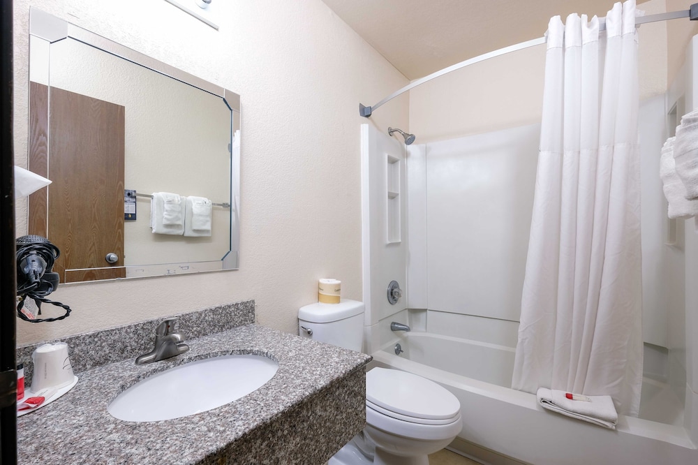 Super 8 by Wyndham Las Cruces White Sands Area - photo 21