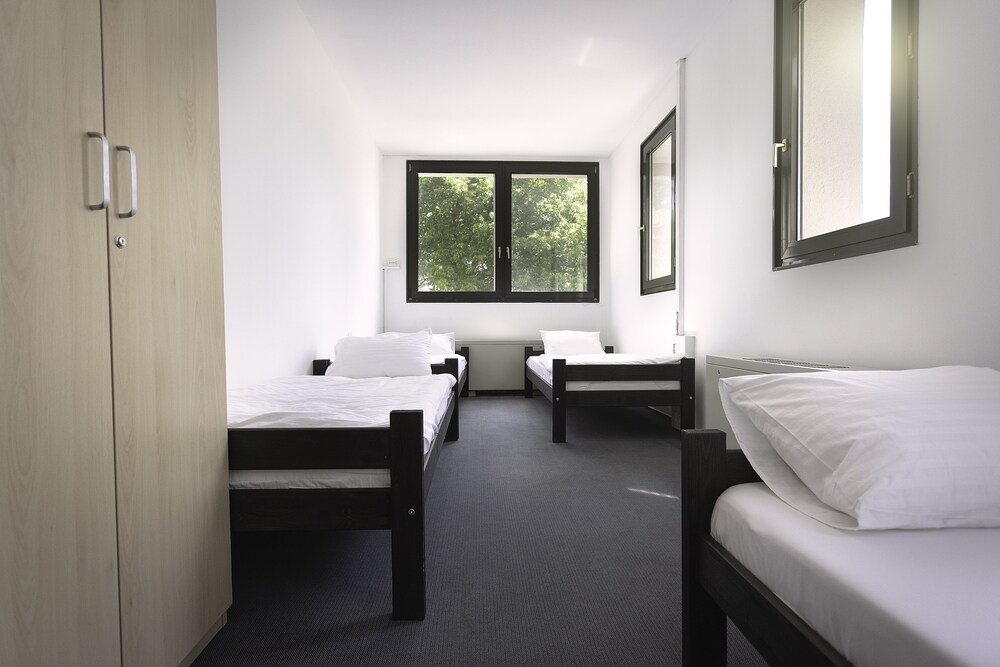 Central Budget Hotel — Budapest — photo 3