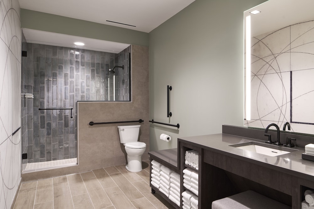 Loews Nashville Hotel at Vanderbilt Plaza - photo 61