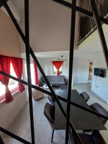 Vikendica Villa Ramona Banja Luka — 4-Star Luxury Hotel in Banja Luka, Bosnia and Herzegovina