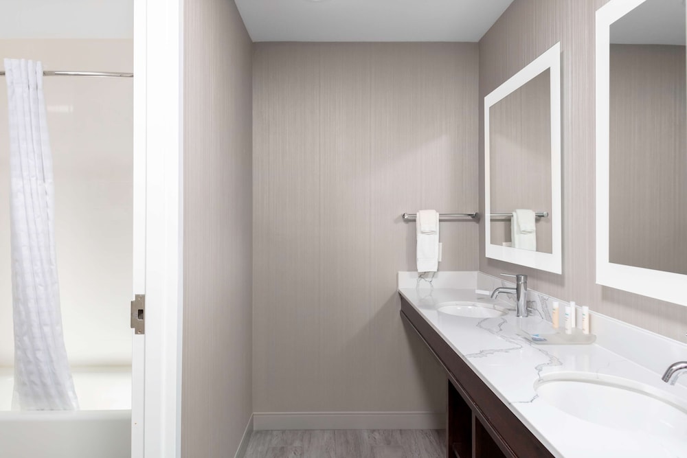 Homewood Suites by Hilton Phoenix Airport South - photo 18