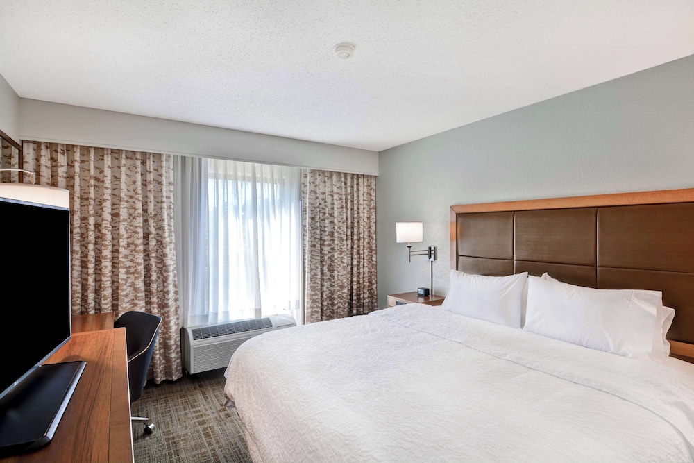 Hampton Inn Memphis Poplar - photo 10