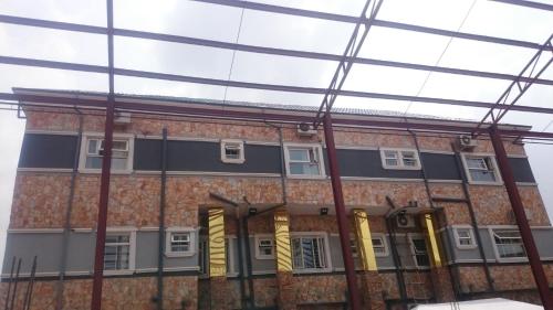 Tropical Sun Hotel &suite