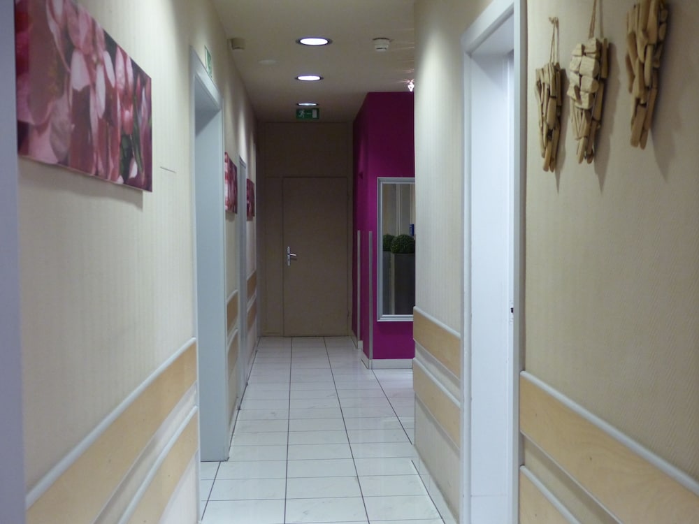 Hotel am Ludwigsplatz — Giessen — photo 2