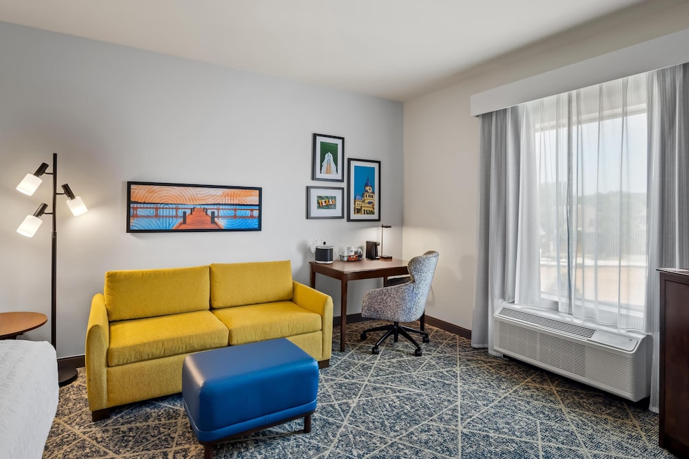 Hampton Inn & Suites Trophy Club Fort Worth North - photo 19