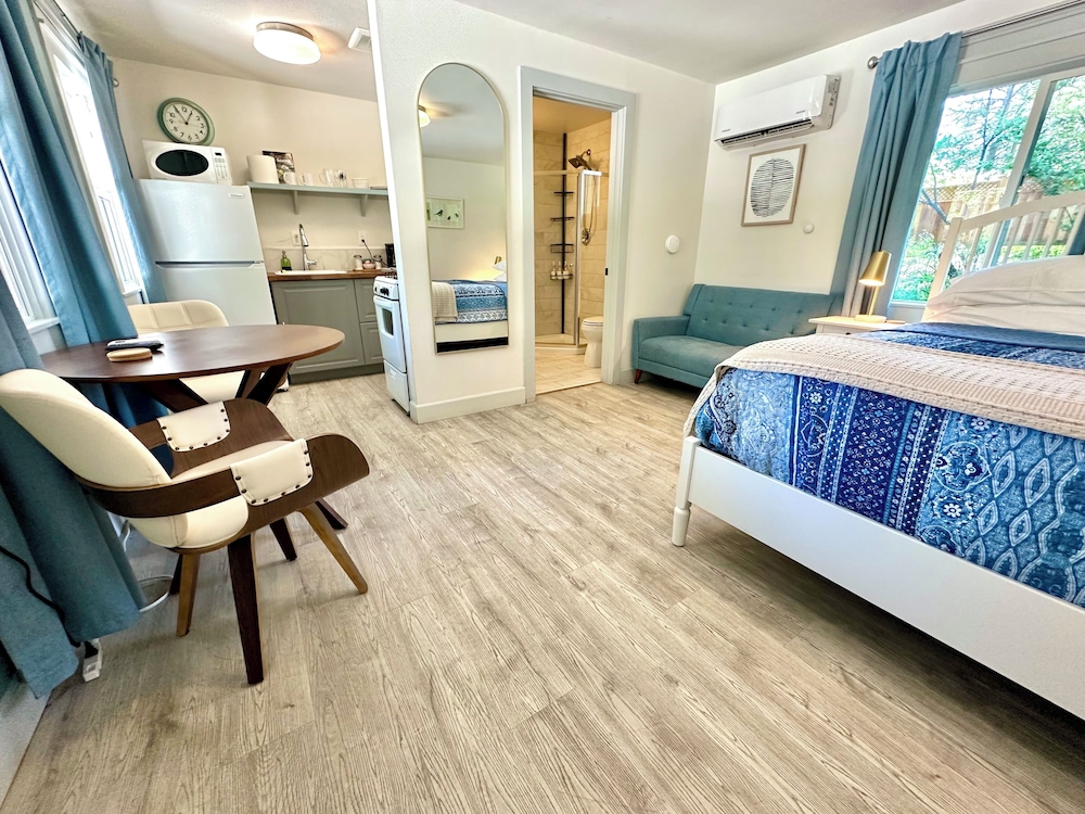 The Pines Inn and Cottages - photo 16