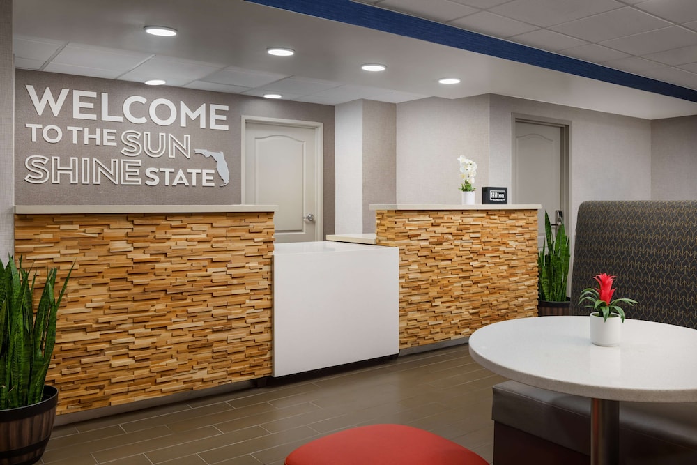 Hampton Inn Ft. Lauderdale Cypress Creek - photo 4