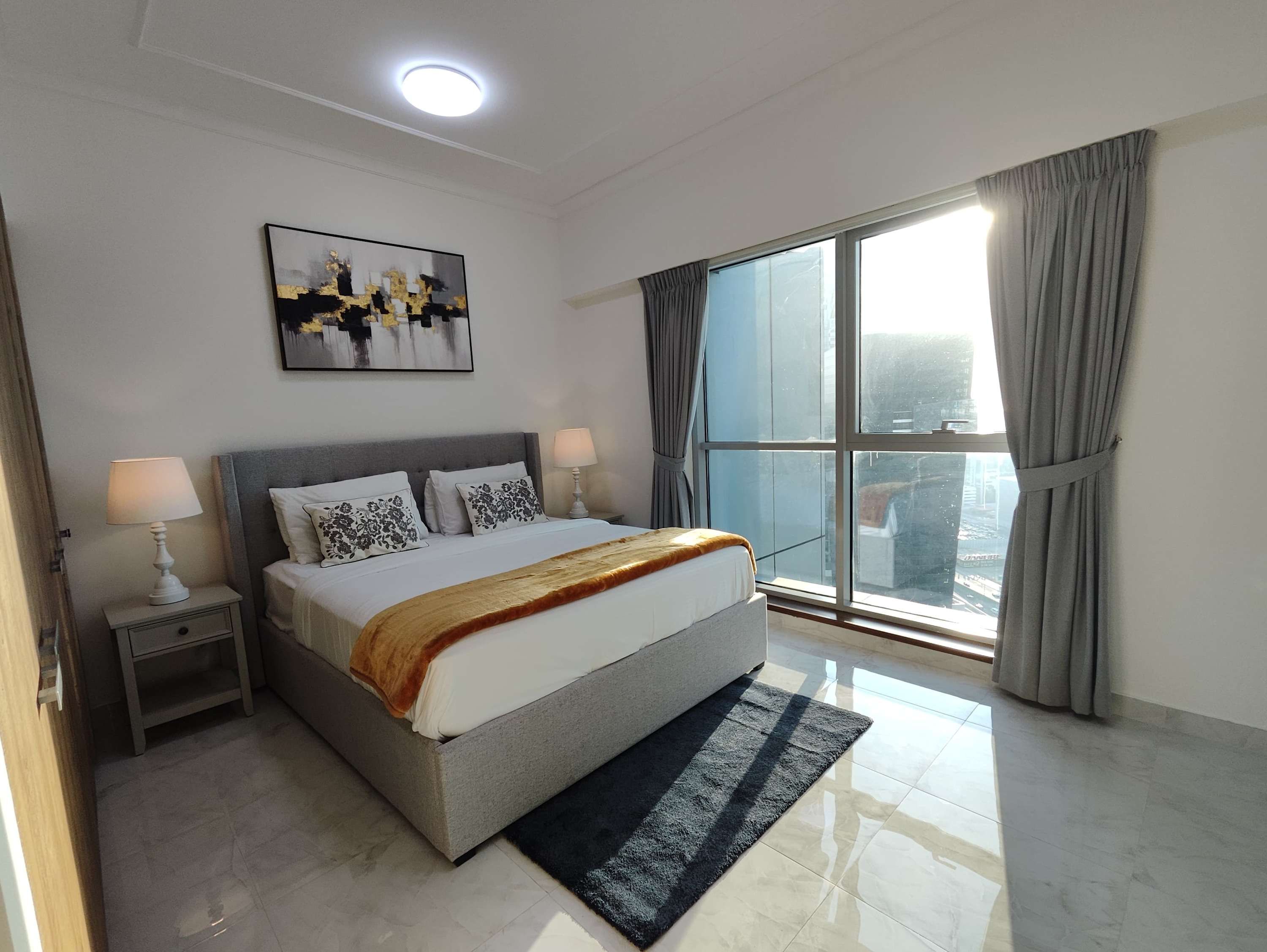 Lux BnB I Executive Tower I Ocean View — 4-Star Luxury Hotel in Dubai, United Arab Emirates