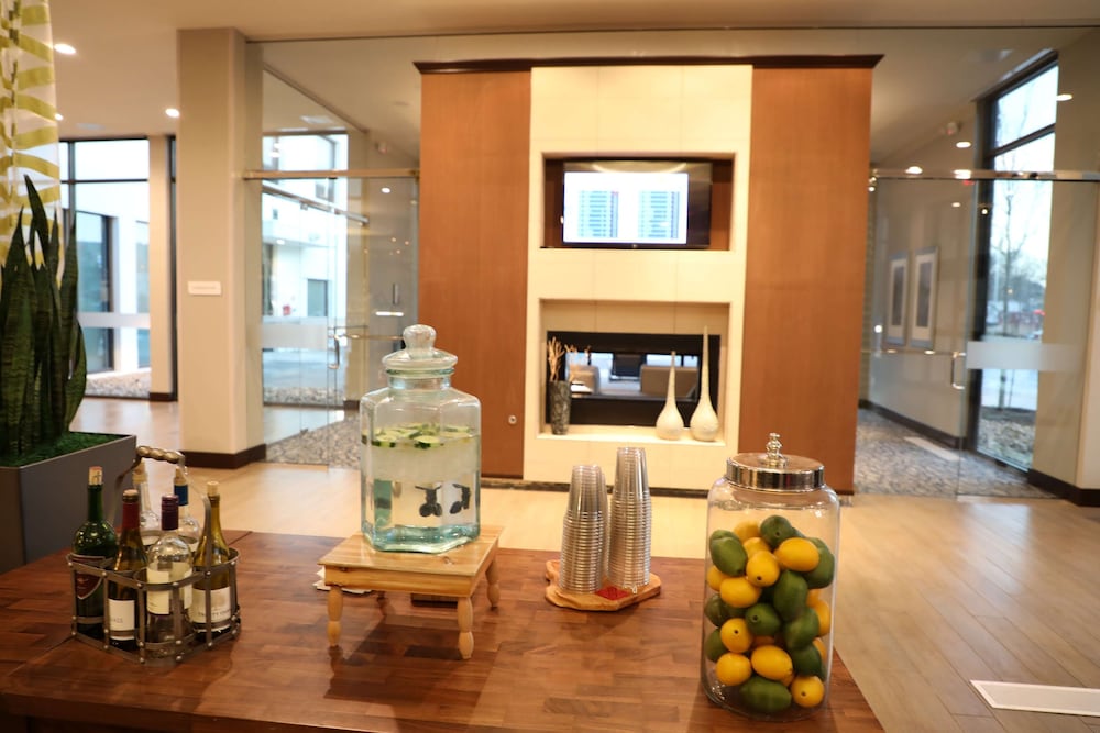 Hilton Garden Inn Austin Airport - photo 27