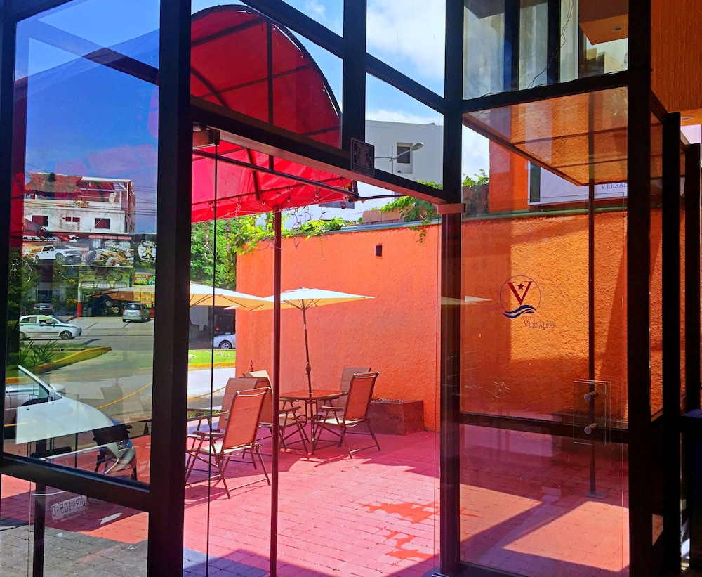 Hotel Versalles Suites — Cancun — photo 3