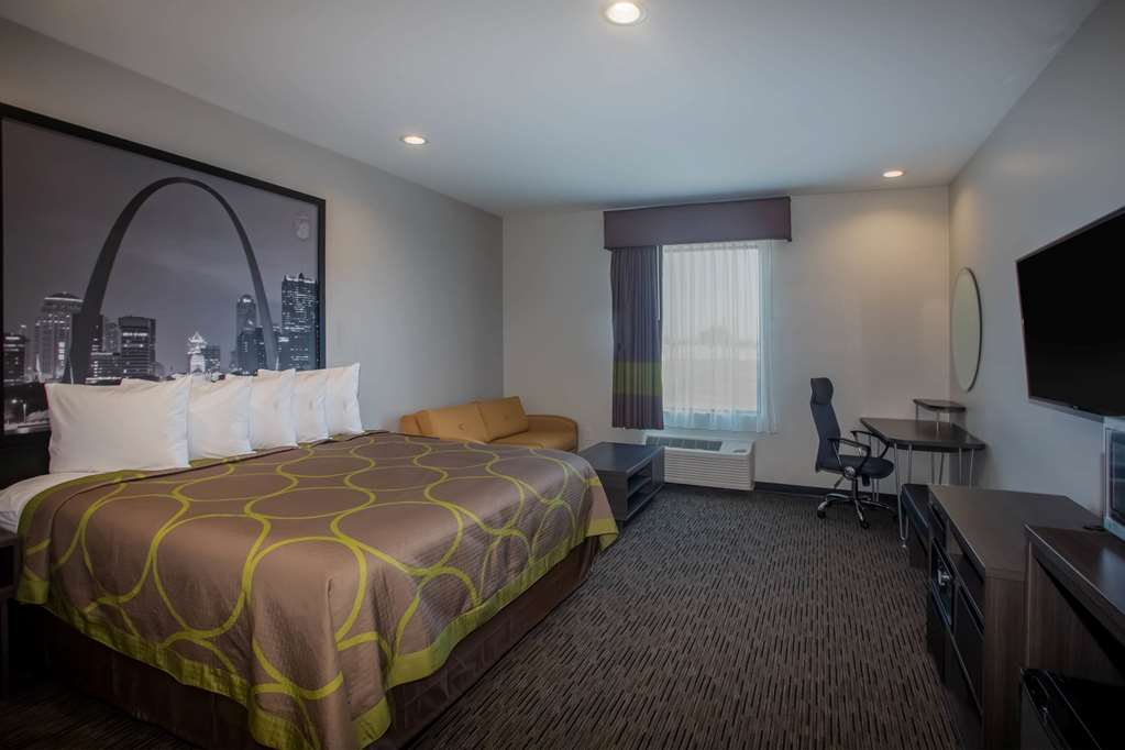 Super 8 by Wyndham St. Louis North - photo 8