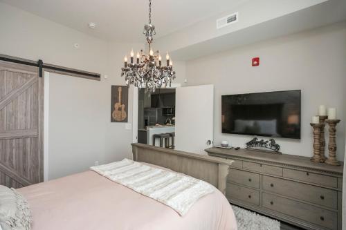 Downtown Luxury Condo at The Southern Belle — 4-Star Luxury Hotel in Nashville, United States