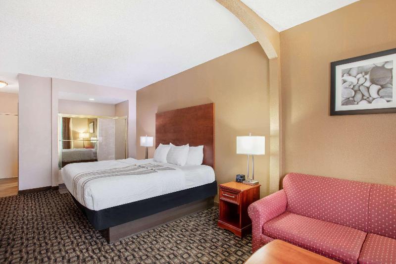 MainStay Suites Decatur River City - photo 21
