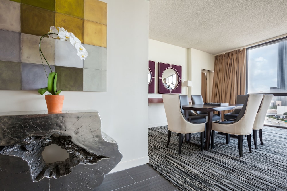 Hotel Derek - photo 5