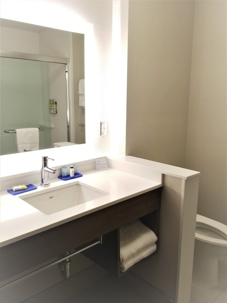 Holiday Inn Express & Suites Elko by IHG - photo 26