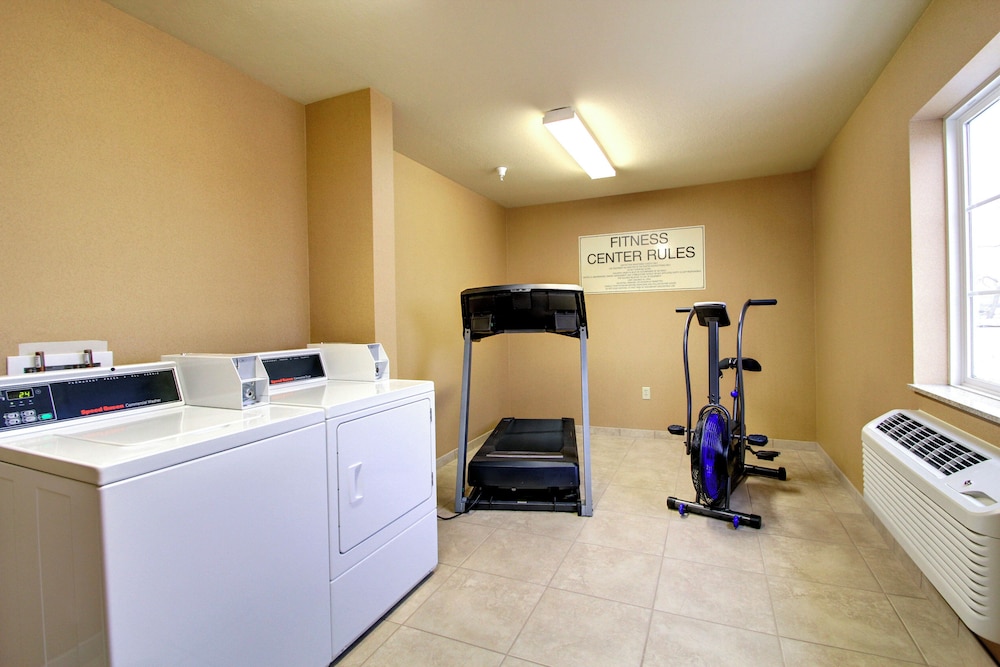 Cobblestone Inn & Suites Corry - photo 30