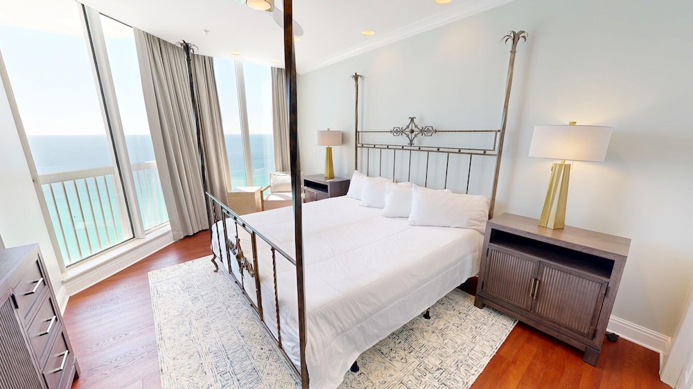 Silver Beach Towers 1905E is a Gulf Front 3 BR Penthouse Free Beach Service by RedAwning - photo 10