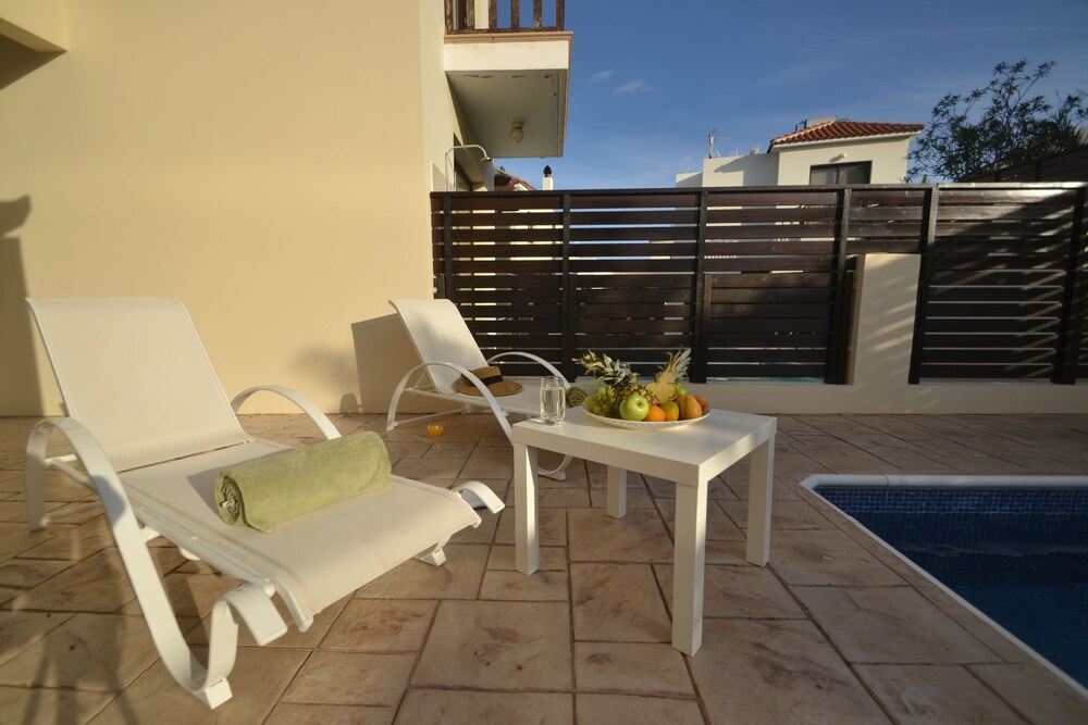 Kapparis Beach Villa 2