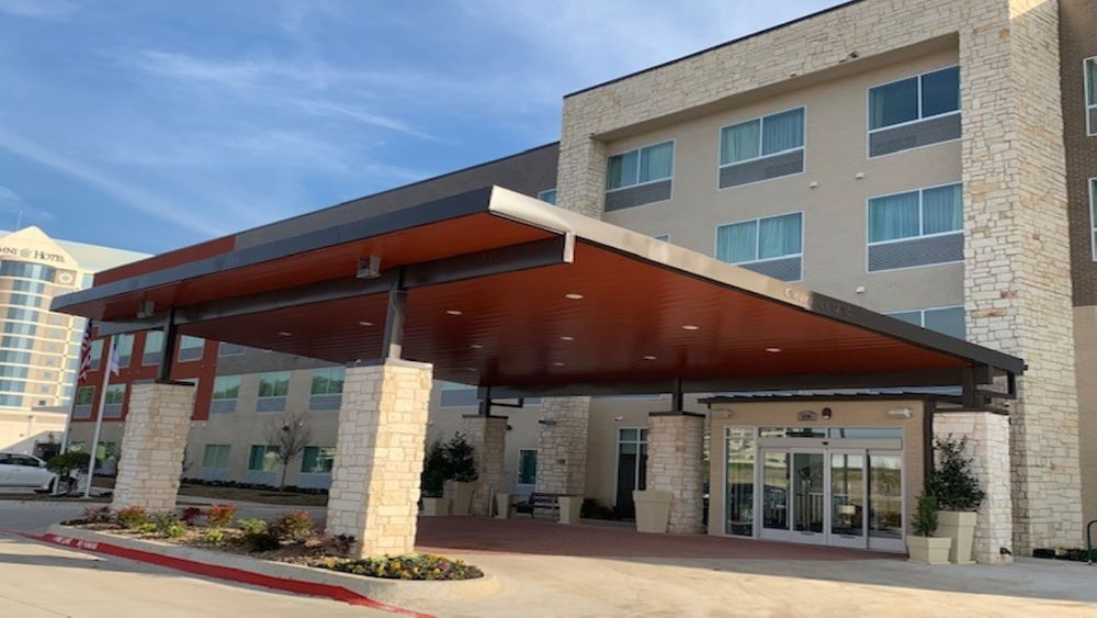 Holiday Inn Express & Suites Dallas NW Farmers Branch by IHG - photo 2