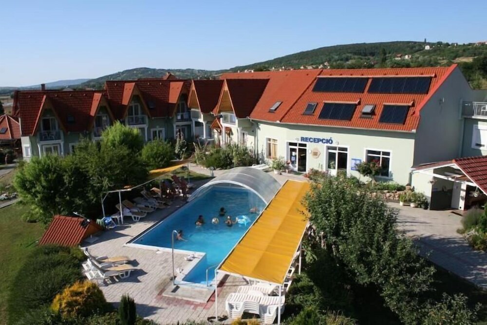 Andrea Wellness Panzio — hotel in Cserszegtomaj