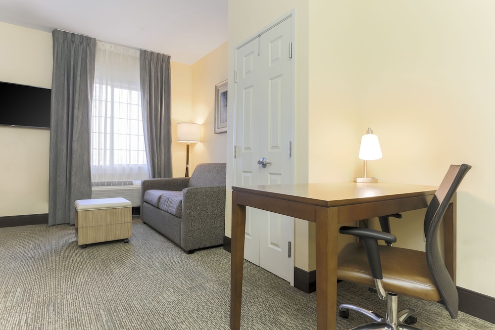 Staybridge Suites Reno by IHG - photo 25