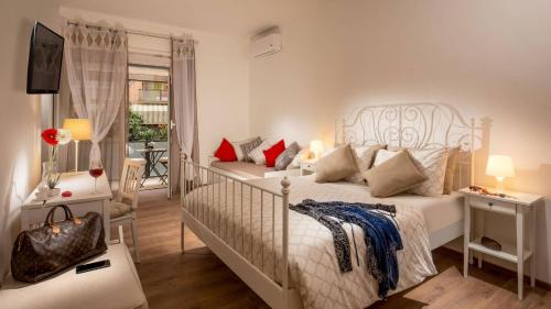 Sweet Home Piramide — 4-Star Luxury Hotel in Rome, Italy