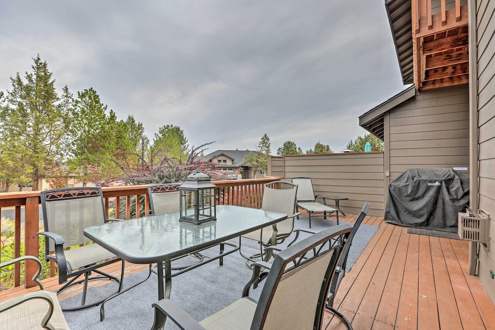 Charming Redmond Townhome w Resort Amenities - featured photo
