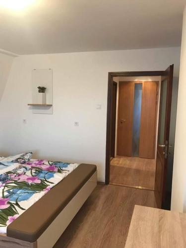 Tisza Tavi Apartmanok in Tiszafured, Hungary