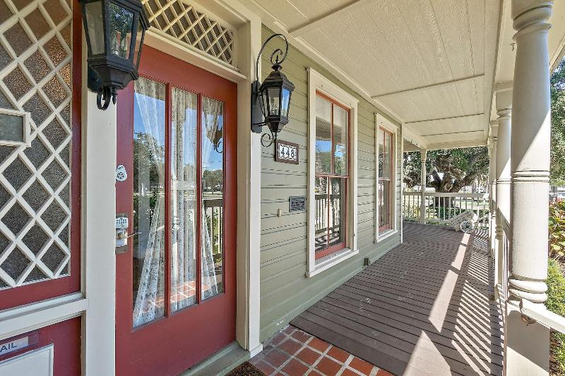 Golden Magnolia Marine in Daytona Beach, United States