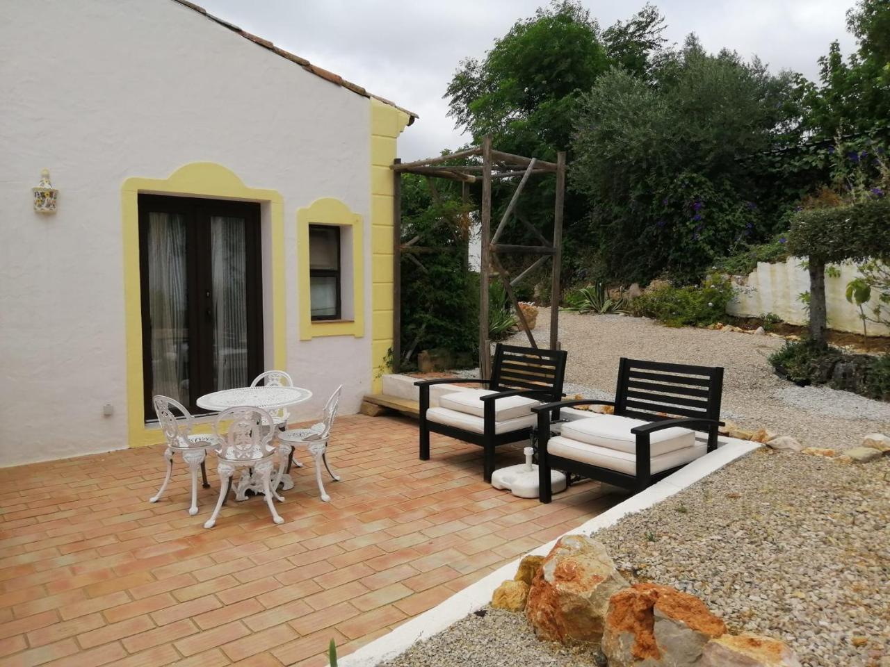 Casa Mimosa — 4-Star Luxury Hotel in Sao Bras De Alportel, Portugal