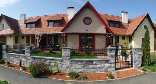 Boróka Apartman Lenti — 4-Star Luxury Hotel in Lenti, Hungary