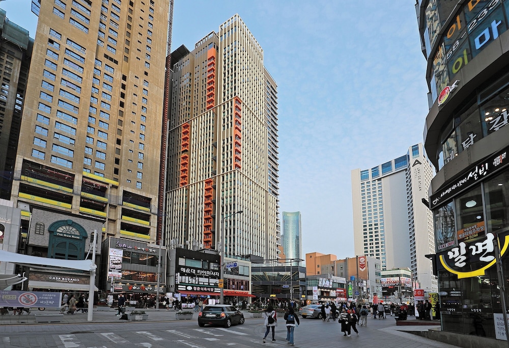 ElMomento Haeundae in Busan, South Korea