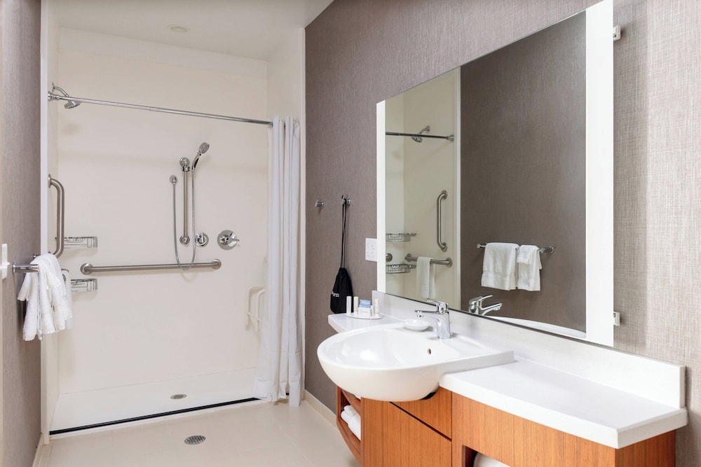 SpringHill Suites by Marriott Great Falls - photo 12