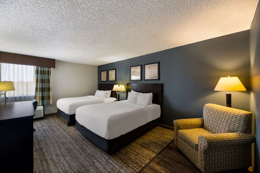 Suburban Studios San Angelo near Convention Center - photo 15