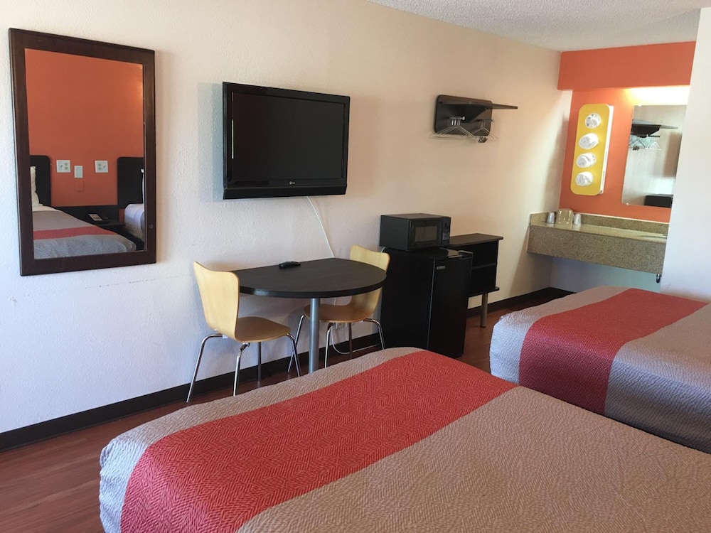 Motel 6 Richmond VA Midlothian Turnpike - photo 16