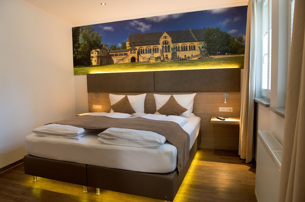 City Appartements Am Wall — 5-Star Luxury Hotel in Goslar, Germany