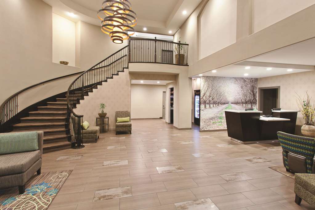 La Quinta Inn & Suites by Wyndham Los Banos - photo 4