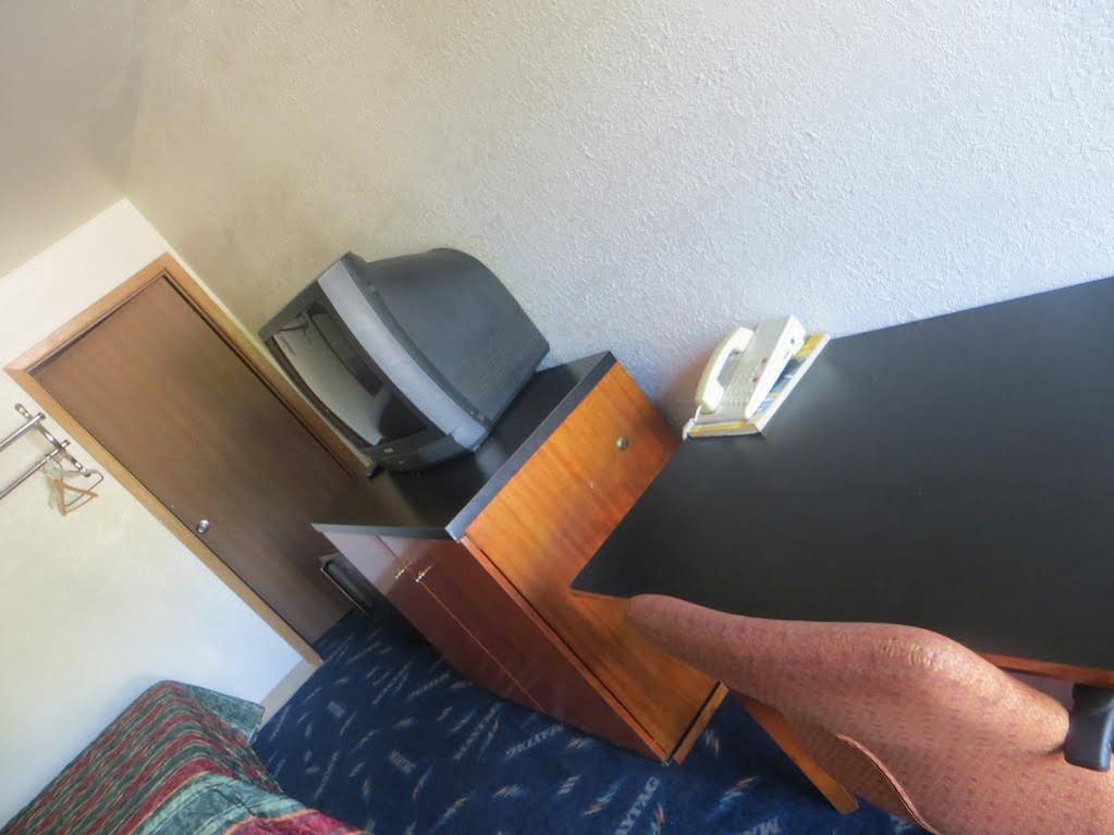 Park Ridge Inn - photo 11