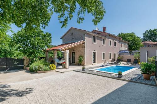 Villa Ena by IstriaLux — 4-Star Luxury Hotel in Marcana, Croatia