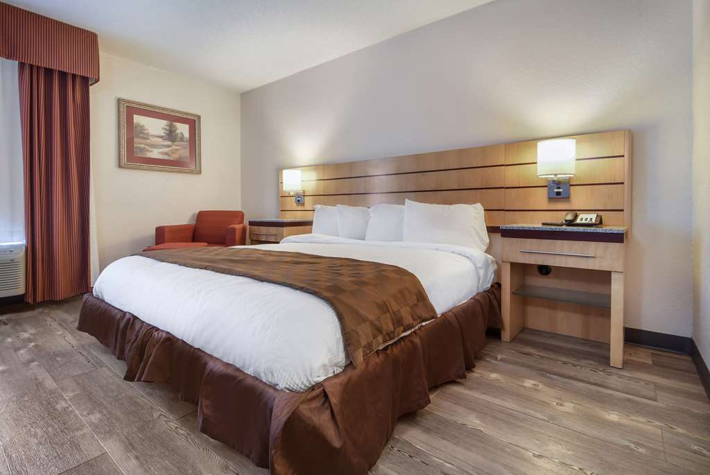 SureStay Plus Hotel by Best Western Tarboro - photo 16