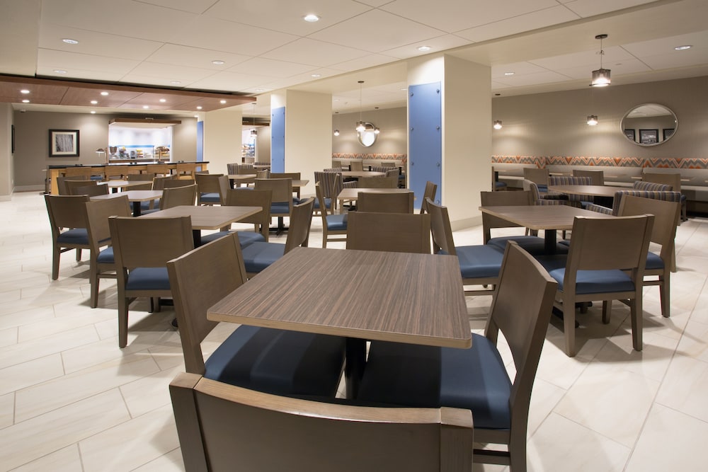 Holiday Inn Express Salt Lake City Downtown by IHG - photo 32
