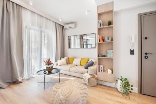 Lykavittos hill penthouse — 4-Star Luxury Hotel in Athens, Greece