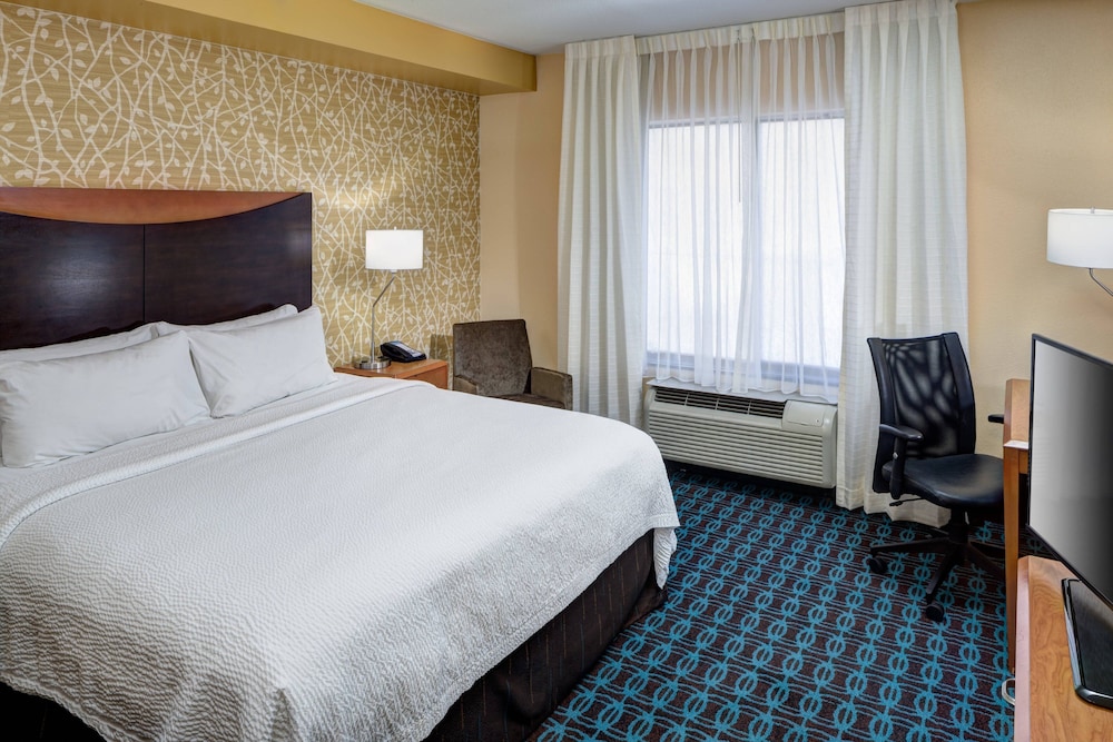 Fairfield Inn & Suites Phoenix Chandler Fashion Center - photo 10