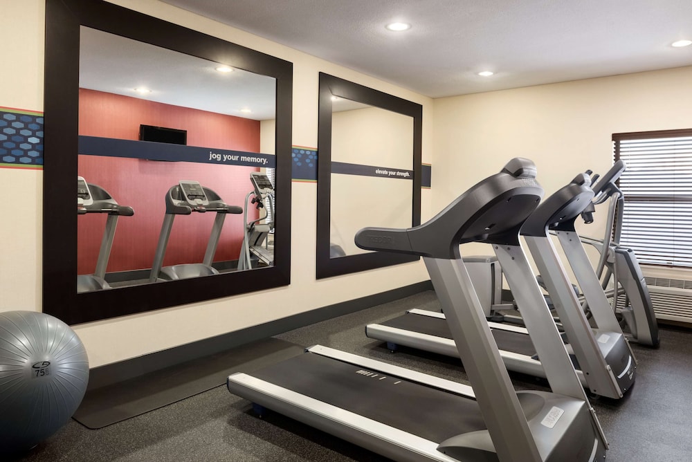 Hampton Inn Minneapolis St. Paul Woodbury - photo 17