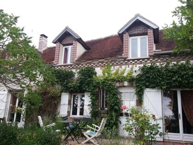 Longere de Charme Bourgogne — hotel in Fontaines