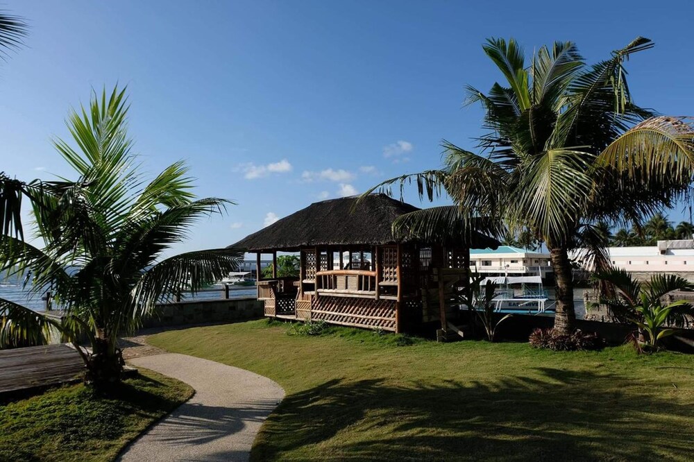 Feel Deep Dive Resort in Lapu-Lapu City, Philippines