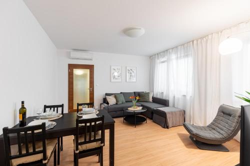 Bnb Old Town Oasis 3 — 4-Star Luxury Hotel in Bratislava, Slovakia