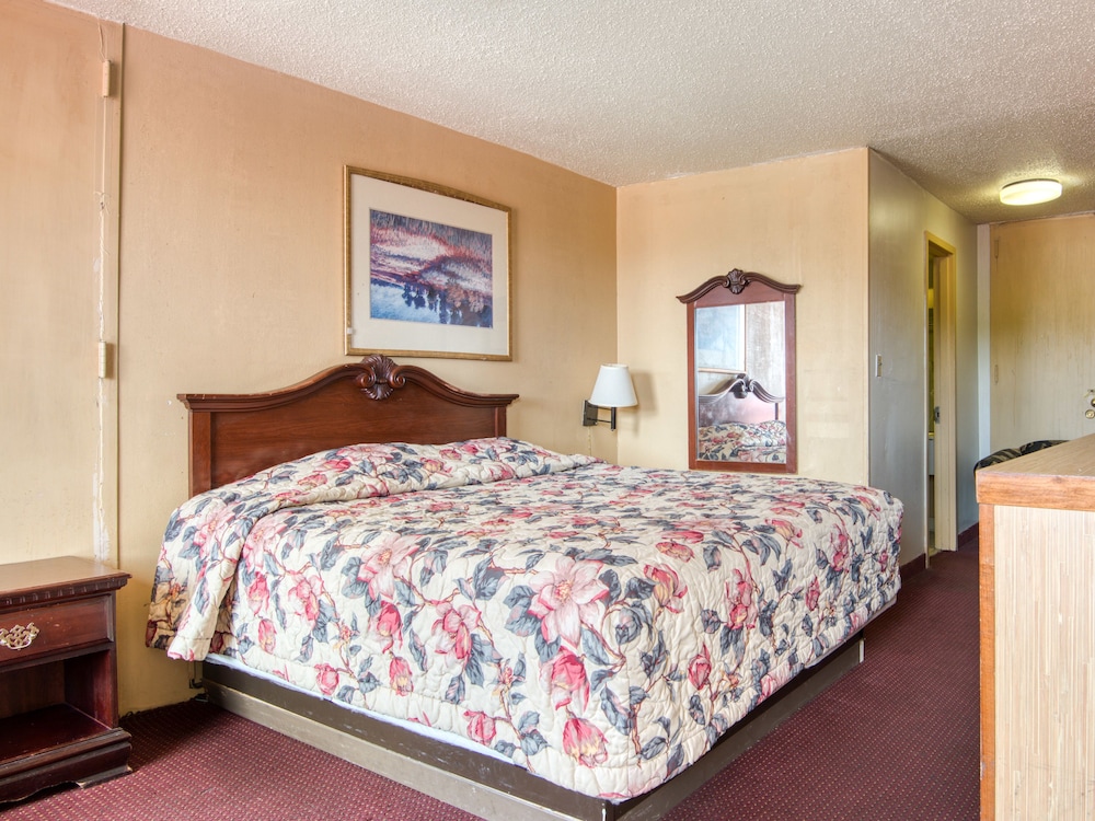 OYO Hotel Jackson North I 55 - photo 11